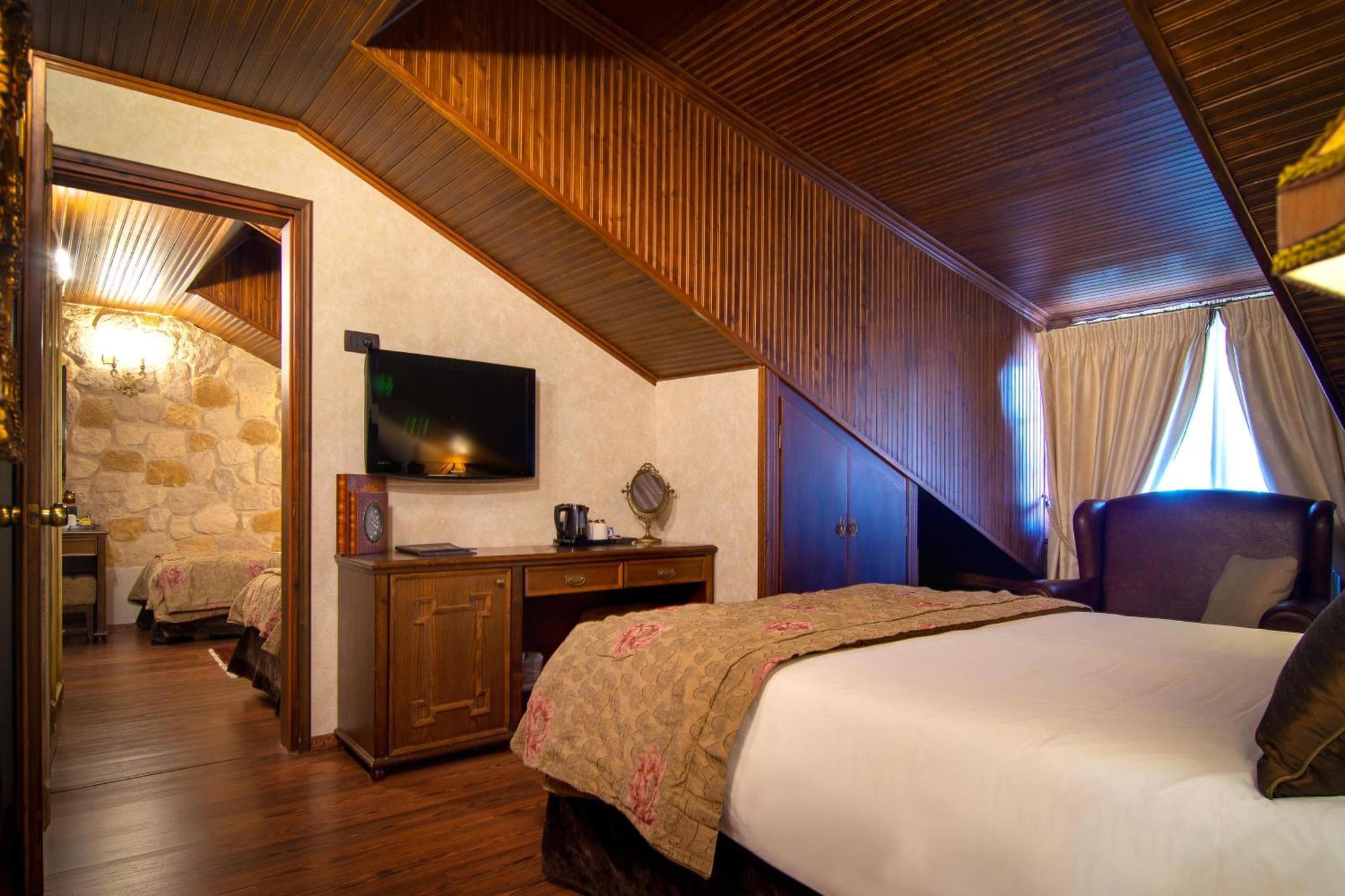 Hotel Kassaros Metsovo Eksteriør billede